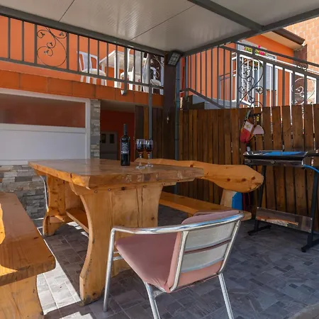 Haus Orange - Familienfreundliche Lage Mit Pool By Interhome * Labin (Istria)